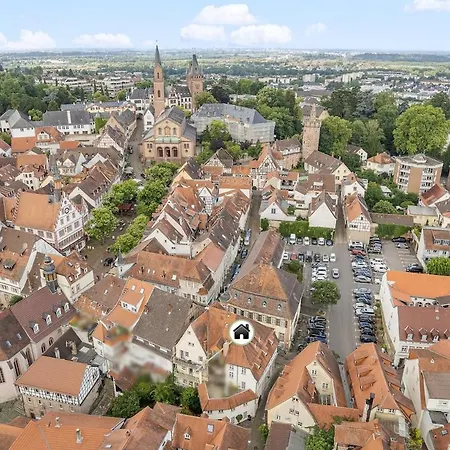 Altstadtcharme Mit Burgblick *